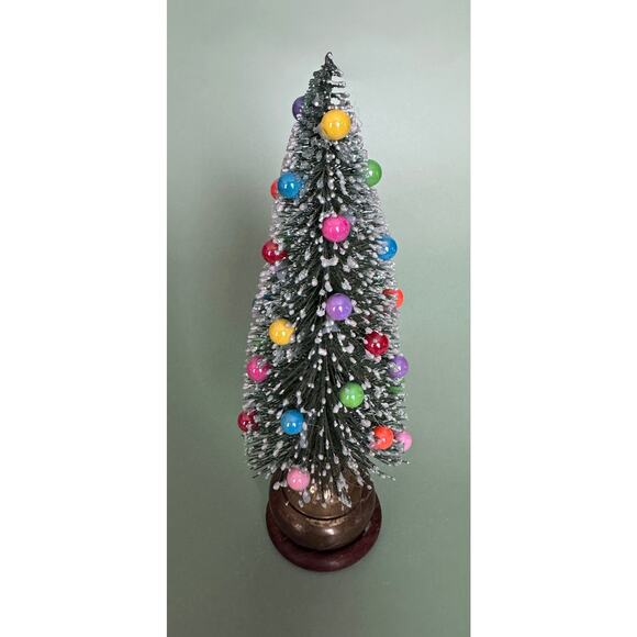 Bottle Brush Christmas Tree on Vintage Doorknob Base — Cottage‑Core Decor DKT1 - Picture 3 of 5